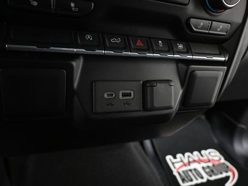 Used 2019 Chevrolet Silverado 1500 LT w/ Convenience Package image 21