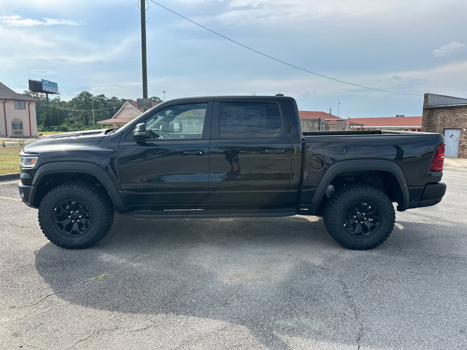 New 2026 RAM 1500 RHO AWD/4WD image 9
