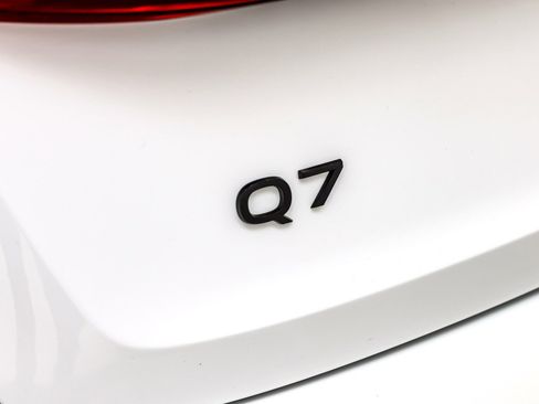 Used 2025 Audi Q7 3.0T Premium Plus w/ Premium Plus Package image 10