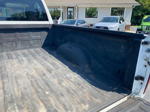 Used 2019 RAM 1500 Tradesman AWD/4WD image 18