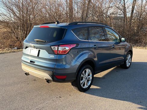 Used 2018 Ford Escape SEL image 6