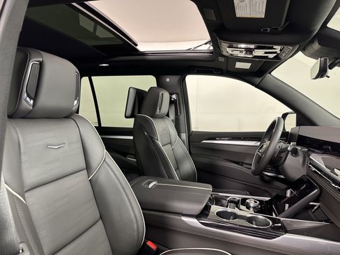 New 2025 Cadillac Escalade Sport w/ Touring Package image 47