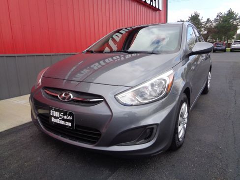 Used 2017 Hyundai Accent SE image 9