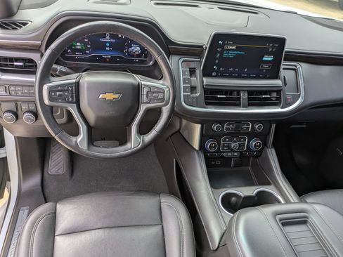 Used 2022 Chevrolet Tahoe LT w/ LT Signature Plus Package RWD image 14