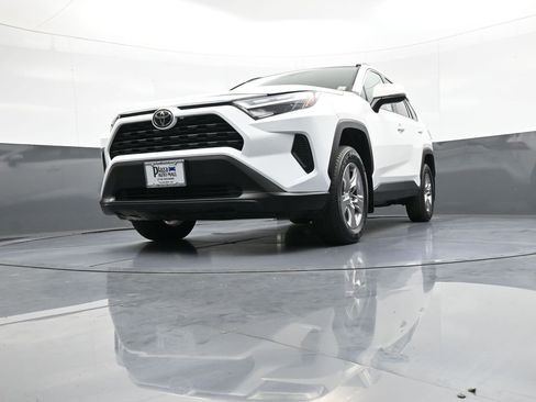 Certified 2023 Toyota RAV4 XLE w/ Convenience Package AWD/4WD image 27