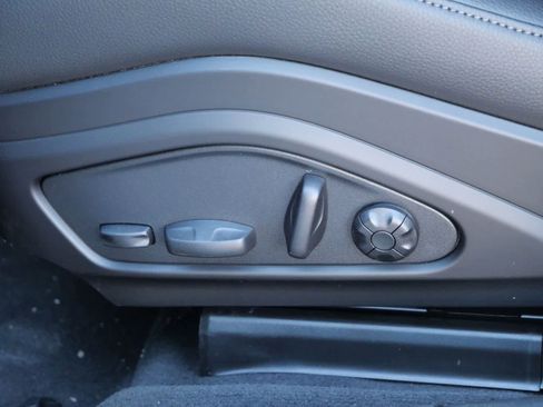 New 2026 Porsche Panamera 4 image 9