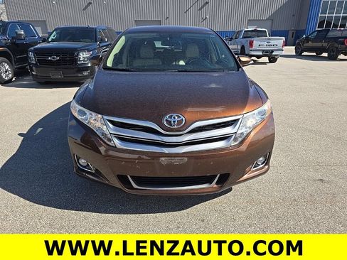 Used 2013 Toyota Venza XLE w/ Tow Prep Pkg AWD/4WD image 2