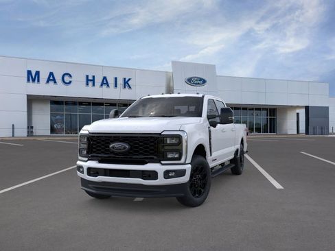 New 2026 Ford F250 Lariat w/ Black Appearance Package image 2