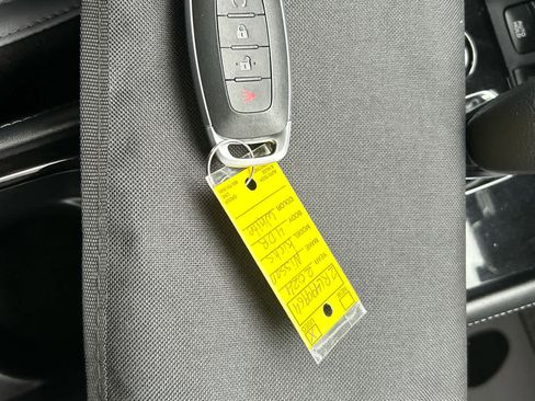 Used 2024 Nissan Kicks SR w/ SR Premium Package image 16