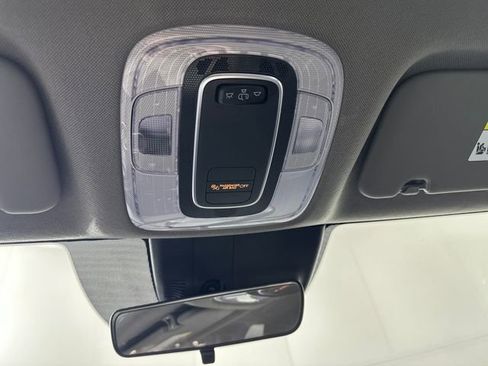 Certified 2025 Hyundai Elantra SE w/ Cargo Package image 24