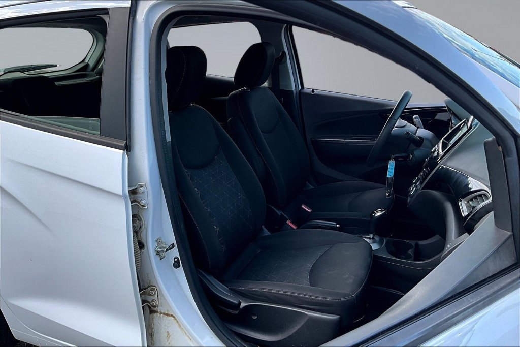 Used 2019 Chevrolet Spark LT FWD image 29