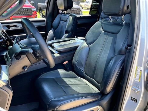 Used 2023 Jeep Wagoneer 2WD w/ Convenience Group I image 25