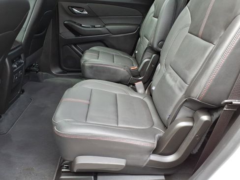 Certified 2023 Chevrolet Traverse RS image 12