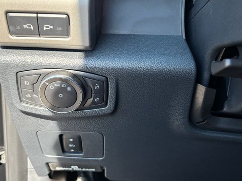 Used 2022 Ford F250 Lariat image 28