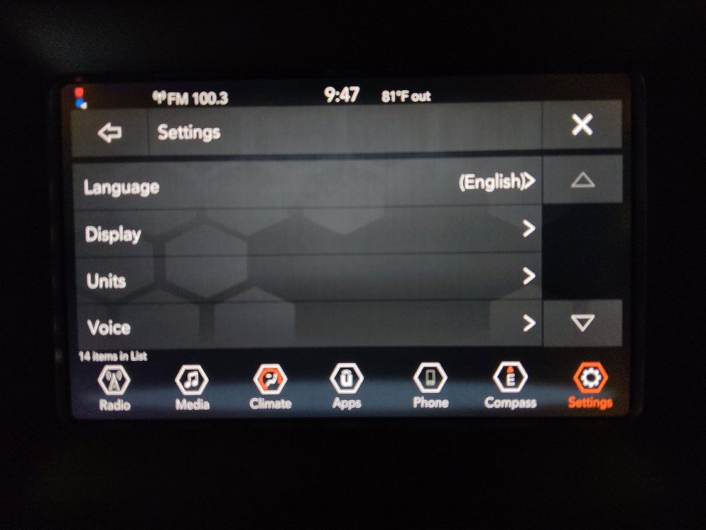 Used 2019 Jeep Cherokee Latitude w/ Popular Appearance Group FWD image 25
