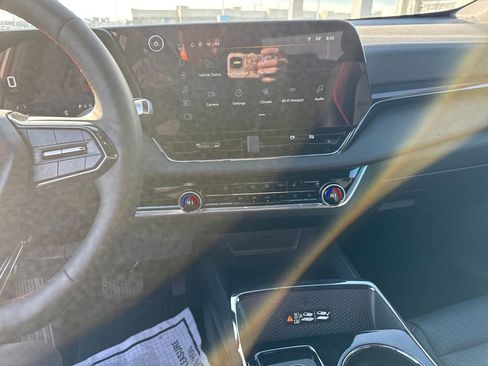 Used 2026 Chevrolet Equinox RS image 20