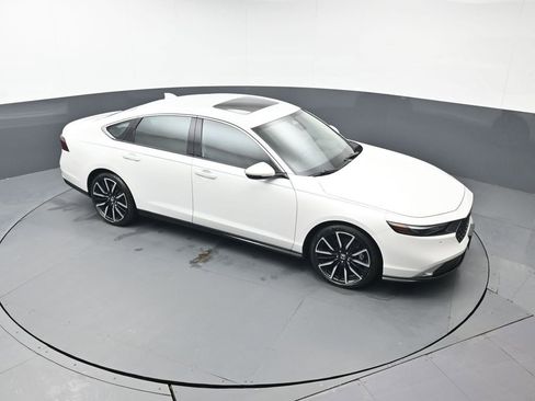 Certified 2024 Honda Accord Touring image 49