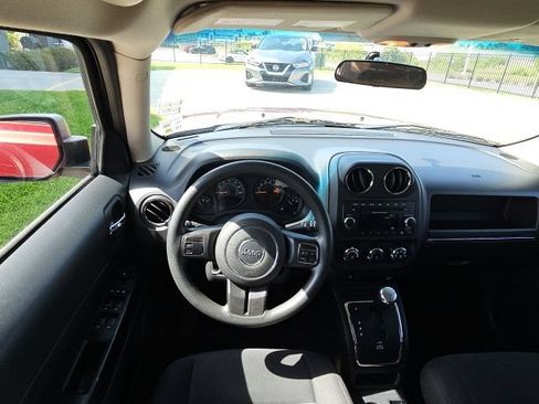 Used 2015 Jeep Patriot Sport w/ Power Value Group FWD image 23