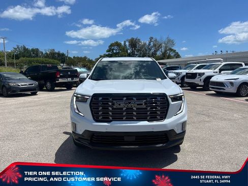 New 2026 GMC Acadia Denali Ultimate FWD image 3