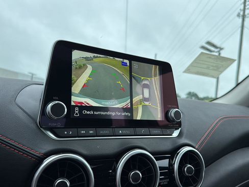 New 2025 Nissan Sentra SR w/ SR Premium Package image 23