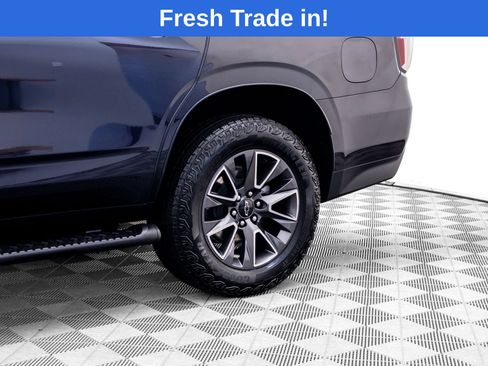 Used 2024 Chevrolet Tahoe Z71 w/ Luxury Package AWD/4WD image 35