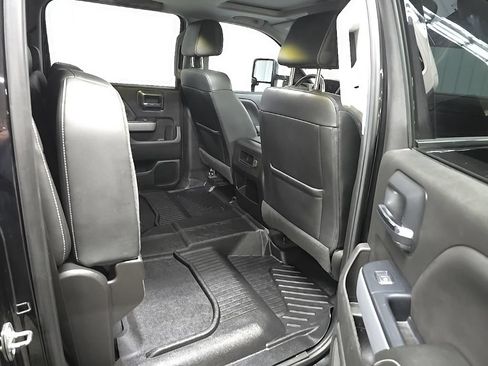 Used 2019 Chevrolet Silverado 2500 LTZ w/ Midnight Edition AWD/4WD image 17