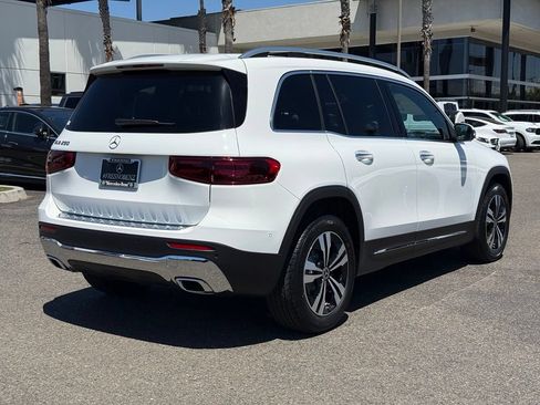New 2026 Mercedes-Benz GLB 250 image 9