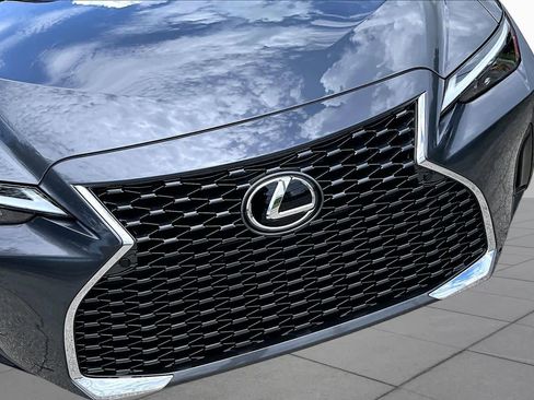 Used 2025 Lexus IS 300 w/ Premium Package RWD image 30