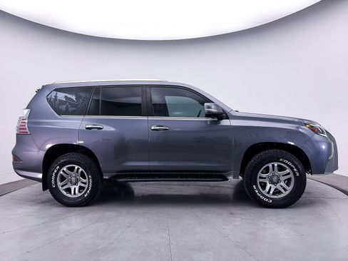 Used 2022 Lexus GX 460 Premium w/ Premium Package AWD/4WD image 46