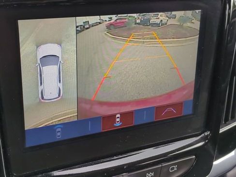 Used 2018 Chevrolet Traverse LT w/ LPO, Floor Liner Package AWD/4WD image 24