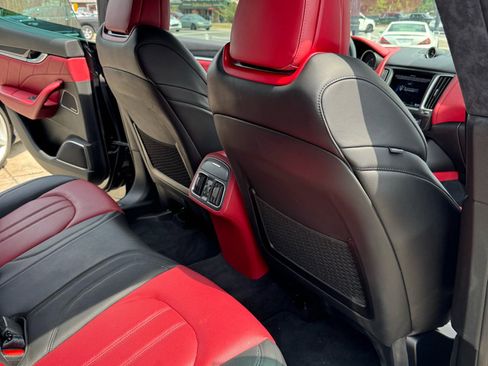 Used 2020 Maserati Levante S GranSport image 24