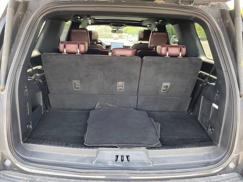 Used 2023 Ford Expedition Limited AWD/4WD image 22