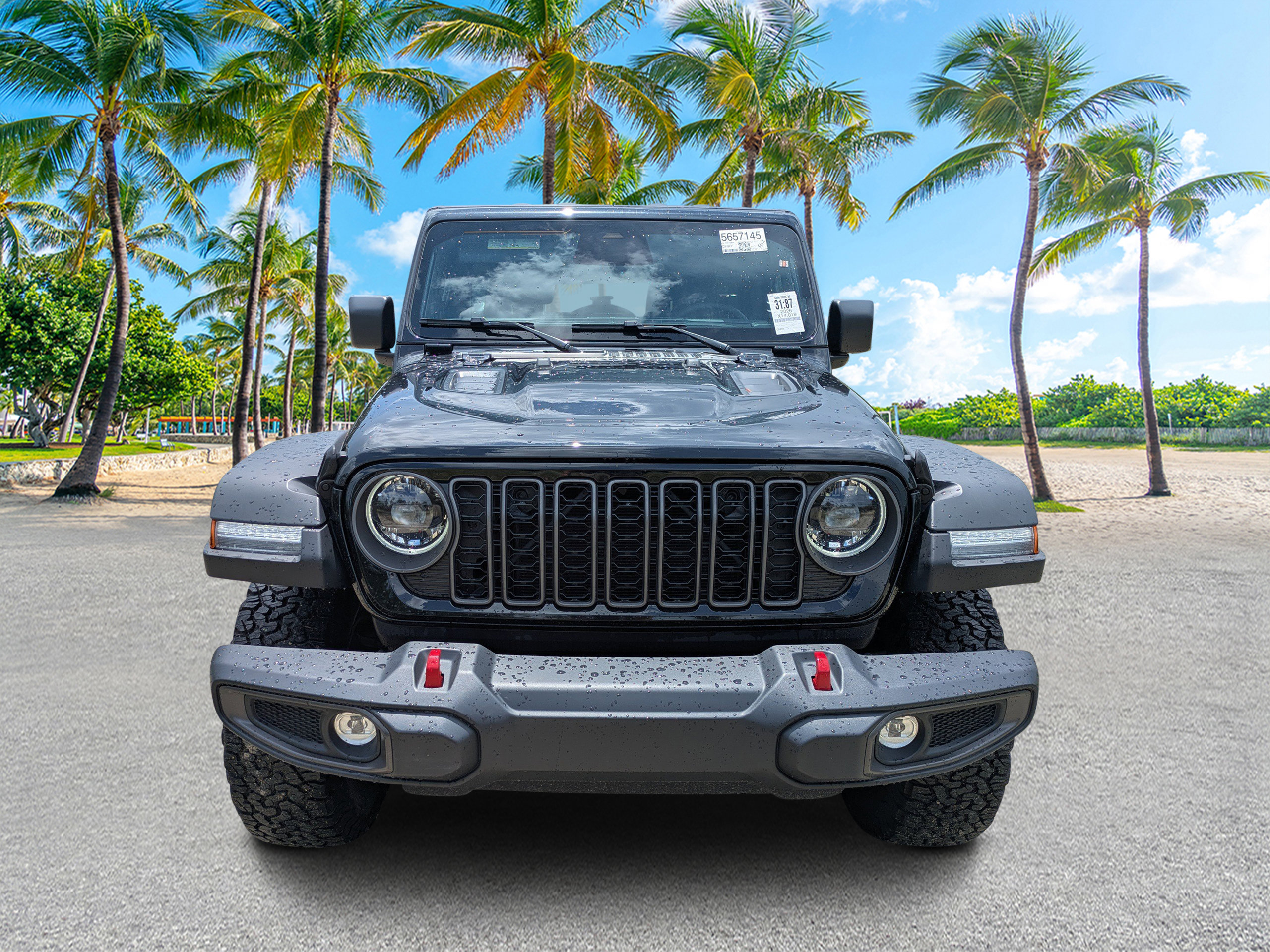 Used 2026 Jeep Wrangler Unlimited Rubicon AWD/4WD image 8