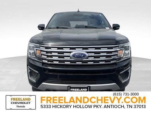 Used 2018 Ford Expedition Limited AWD/4WD image 9