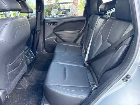 Used 2025 Subaru Forester Limited w/ Popular Package #1 AWD/4WD image 12