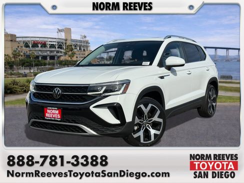 Used 2023 Volkswagen Taos SEL image 1