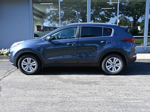 Used 2018 Kia Sportage LX w/ LX Popular Package AWD/4WD image 2