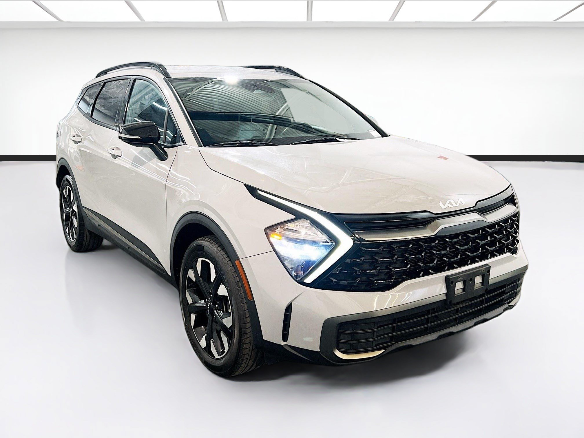 Used 2023 Kia Sportage X-Line AWD/4WD image 3