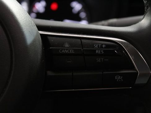 Used 2024 MAZDA MAZDA3 s image 19