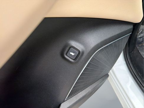 Used 2023 Acura MDX FWD w/ Technology Package image 31