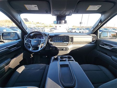 Used 2022 Chevrolet Silverado 1500 LT w/ Protection Package image 30