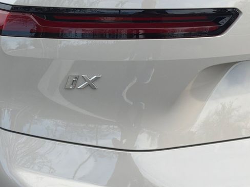 Used 2026 BMW iX xDrive45 w/ M Sport Package image 39
