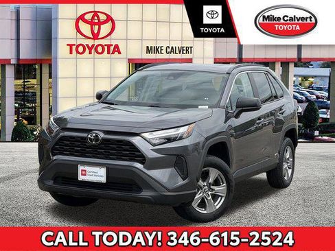 Certified 2025 Toyota RAV4 LE AWD/4WD image 1