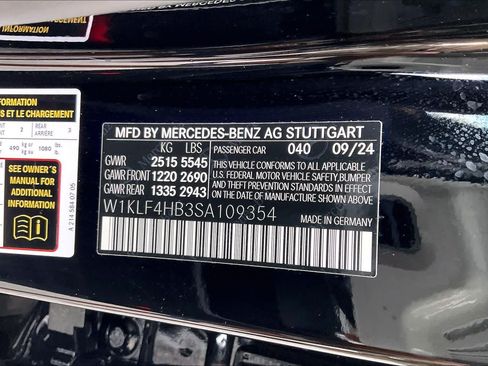 Used 2025 Mercedes-Benz E 350 4MATIC Sedan image 38