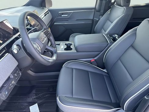 New 2026 GMC Sierra EV Elevation AWD/4WD image 9