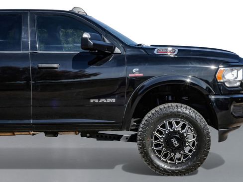 Used 2022 RAM 3500 Tradesman image 8