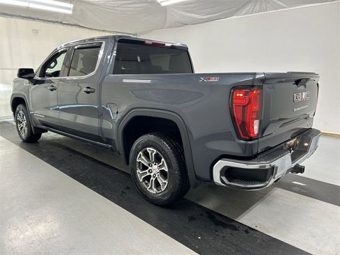Used 2021 GMC Sierra 1500 SLE image 7