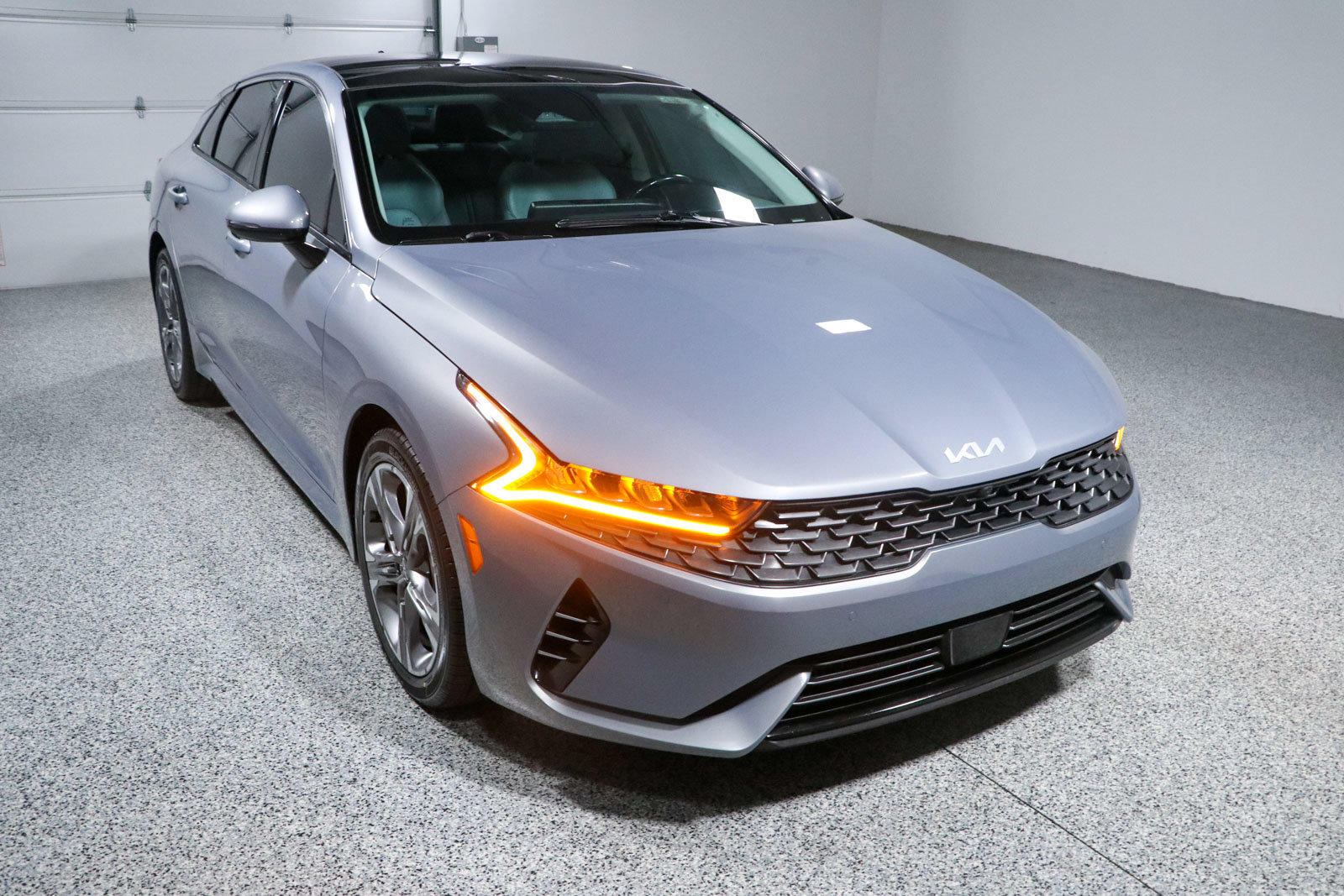 Used 2024 Kia K5 EX w/ EX Premium Package FWD image 5