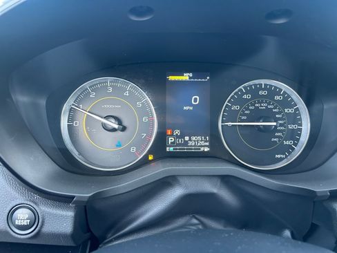 Used 2022 Subaru Crosstrek 2.5i Sport w/ Moonroof Package AWD/4WD image 14