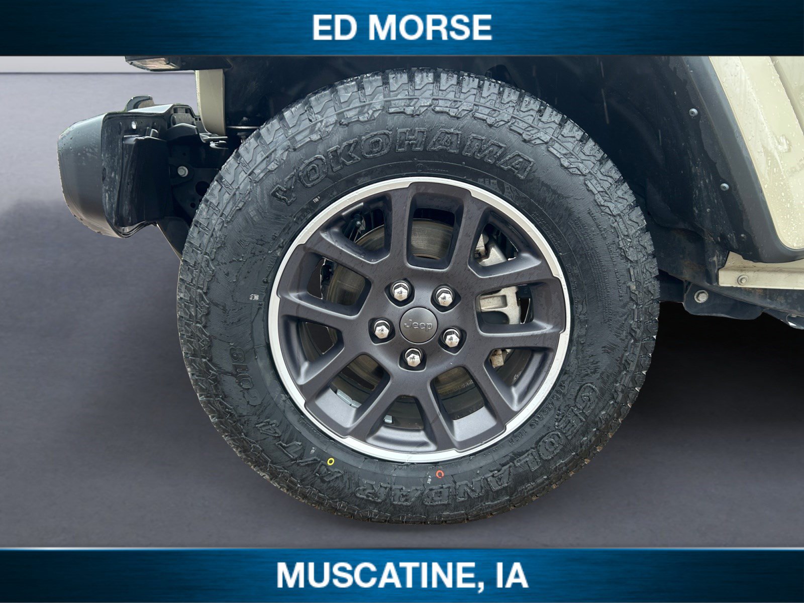 Used 2022 Jeep Gladiator Overland w/ Cold Weather Group AWD/4WD image 14